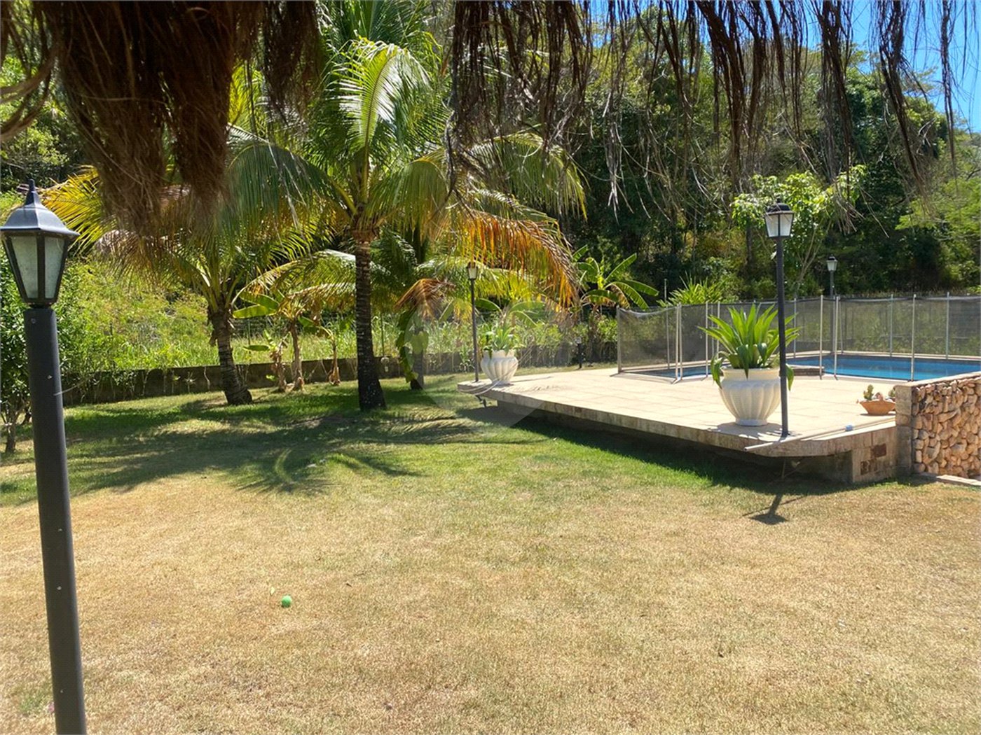 Casa à venda com 4 quartos, sendo 2 suítes, em Ubatiba, Maricá, RJ