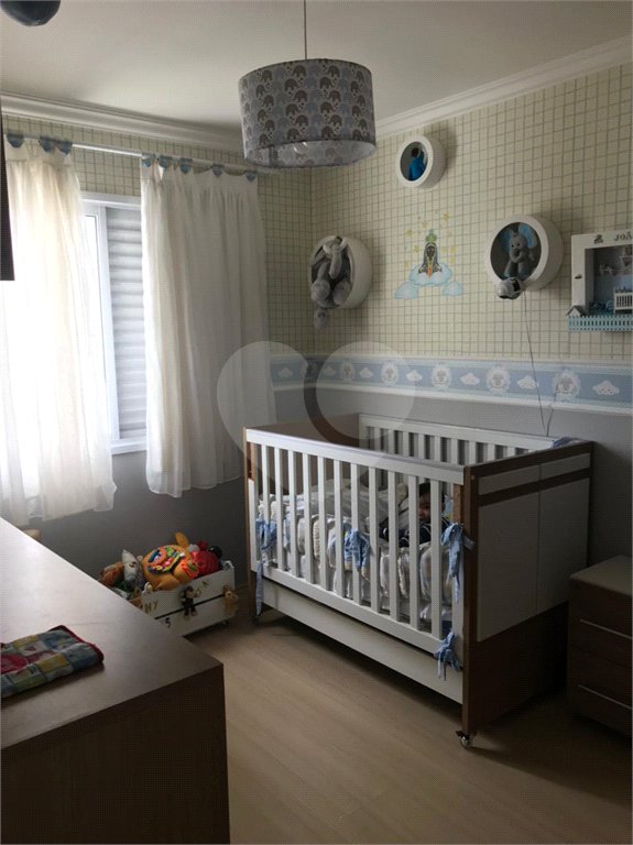 Casa à venda com 3 quartos, sendo 1 suíte, no condomínio Villaggio Portobello, São Paulo - SP