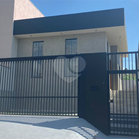 Casa à venda com 3 quartos, sendo 1 suíte, no condomínio Residencial Santa Martha, Bom Jesus dos Perdões - SP