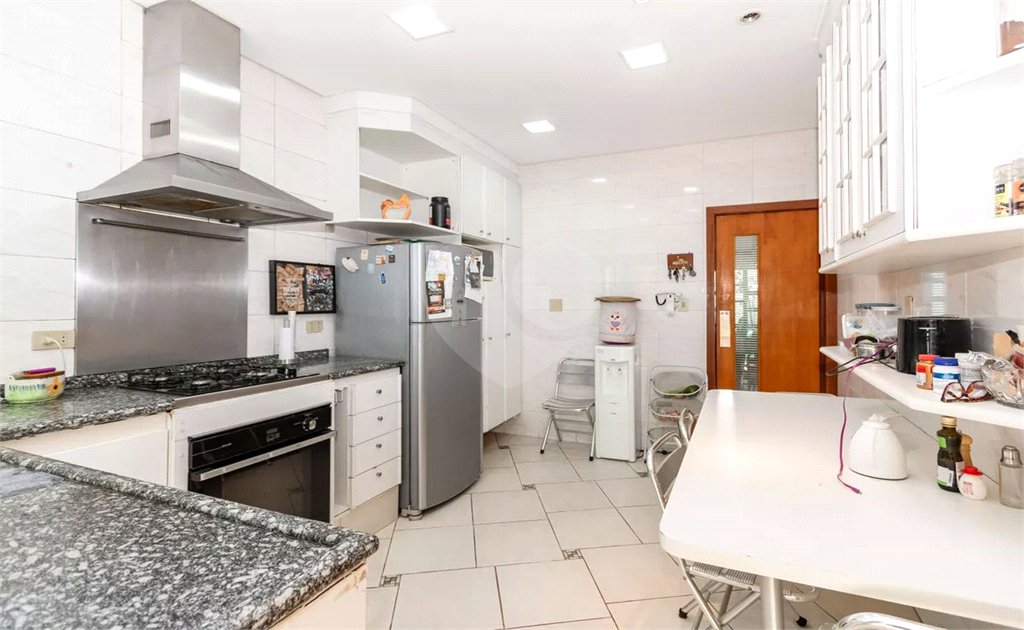 Casa de Vila à venda com 3 quartos, sendo 1 suíte, em Campo Belo, São Paulo, SP