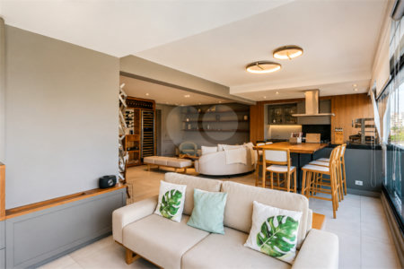 Apartamento à venda com 3 suítes em Granja Julieta, São Paulo, SP