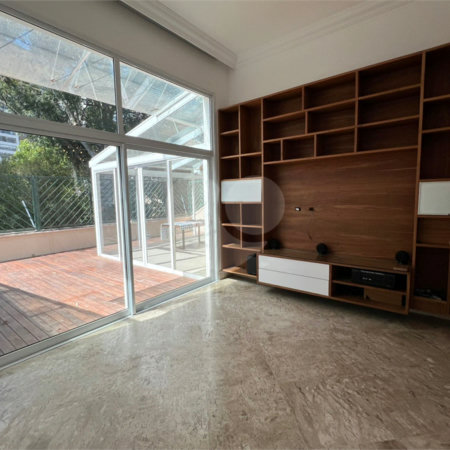 Casa para alugar com 3 quartos, sendo 1 suíte, no condomínio Res Villeneuve, São Paulo - SP
