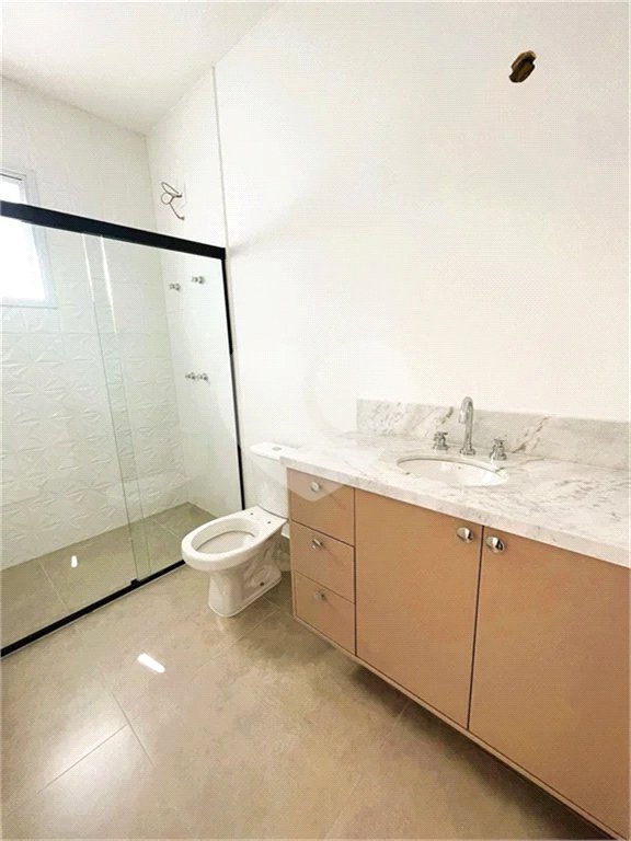 Casa à venda com 3 suítes no condomínio Quinta das Parreiras, Valinhos - SP