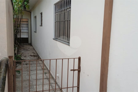 Casa à venda com 4 quartos em Parque Maria Helena, Suzano, SP