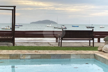 Casa à venda com 6 quartos, sendo 4 suítes, em Manguinhos, Armação dos Búzios, RJ