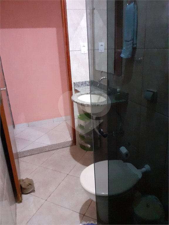 Sobrado à venda com 3 quartos em Jardim Presidente Dutra, Guarulhos, SP