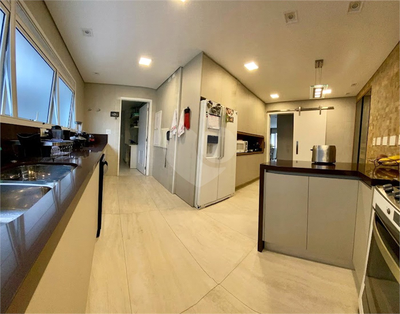 Apartamento à venda com 3 suítes em Vila Suzana, São Paulo, SP