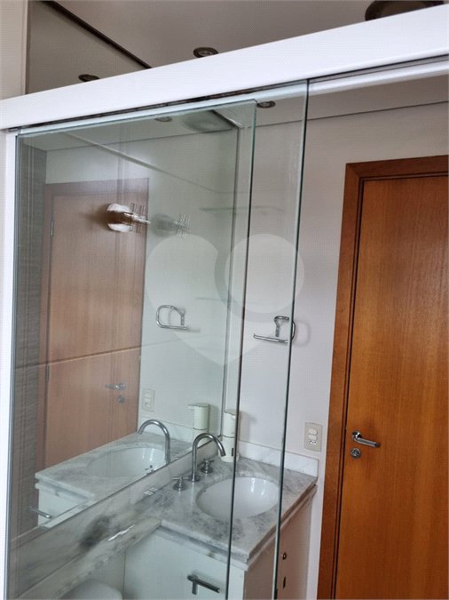 Apartamento à venda com 2 quartos, sendo 1 suíte,  em Vila Mogilar, Mogi das Cruzes, SP