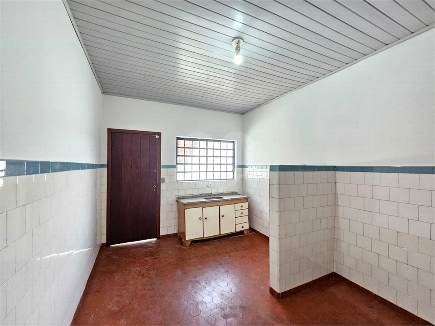 Casa à venda com 2 quartos, sendo 1 suíte, no Centro, Atibaia, SP