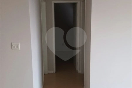 Apartamento à venda com 2 quartos no Centro, Suzano, SP