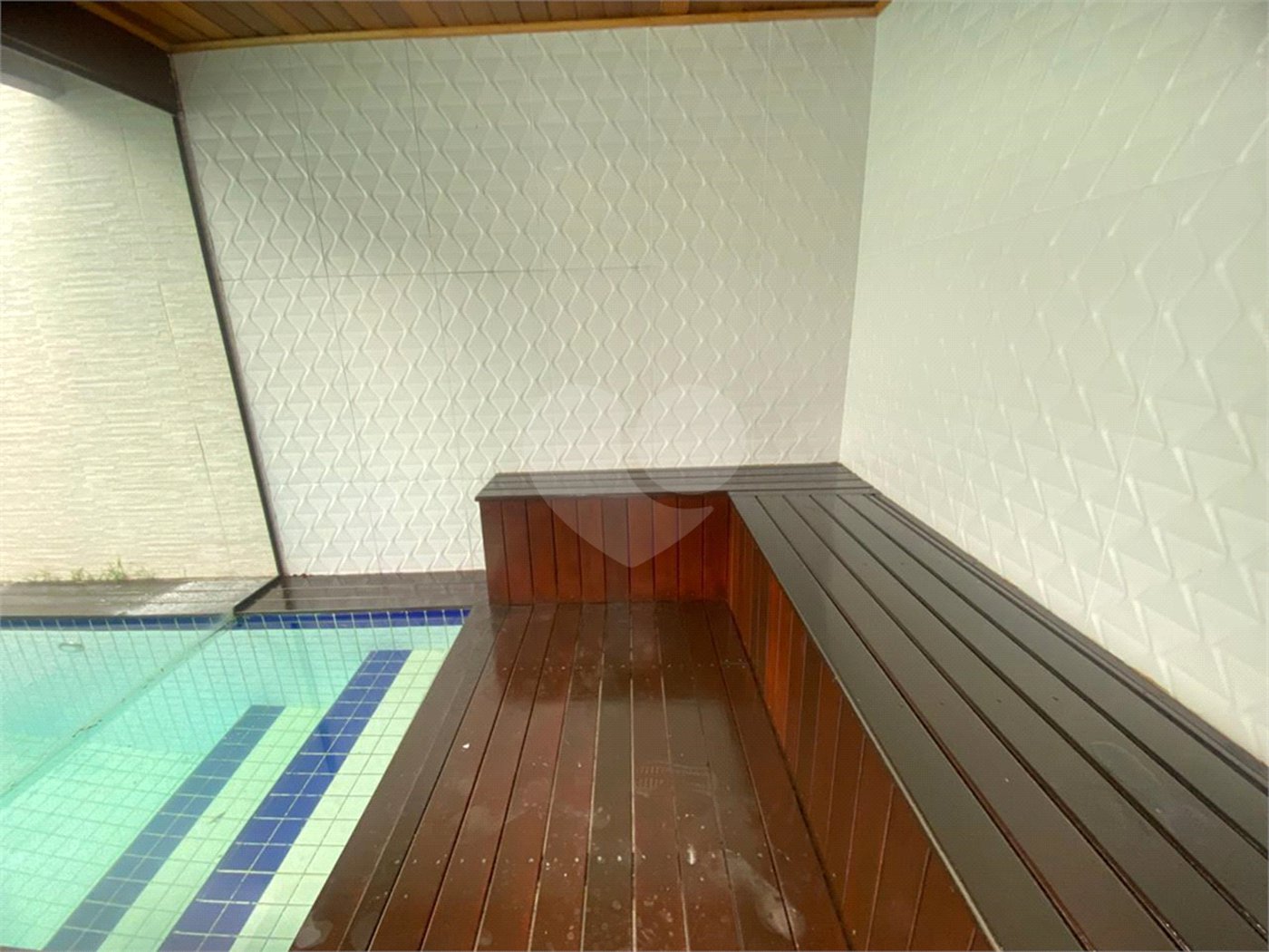 Casa à venda com 4 quartos, sendo 1 suíte, em Inhoaíba, Rio de Janeiro, RJ