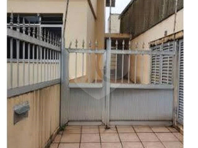 Sobrado à venda com 4 quartos, sendo 3 suítes,  em Jardim Petrópolis, São Paulo, SP