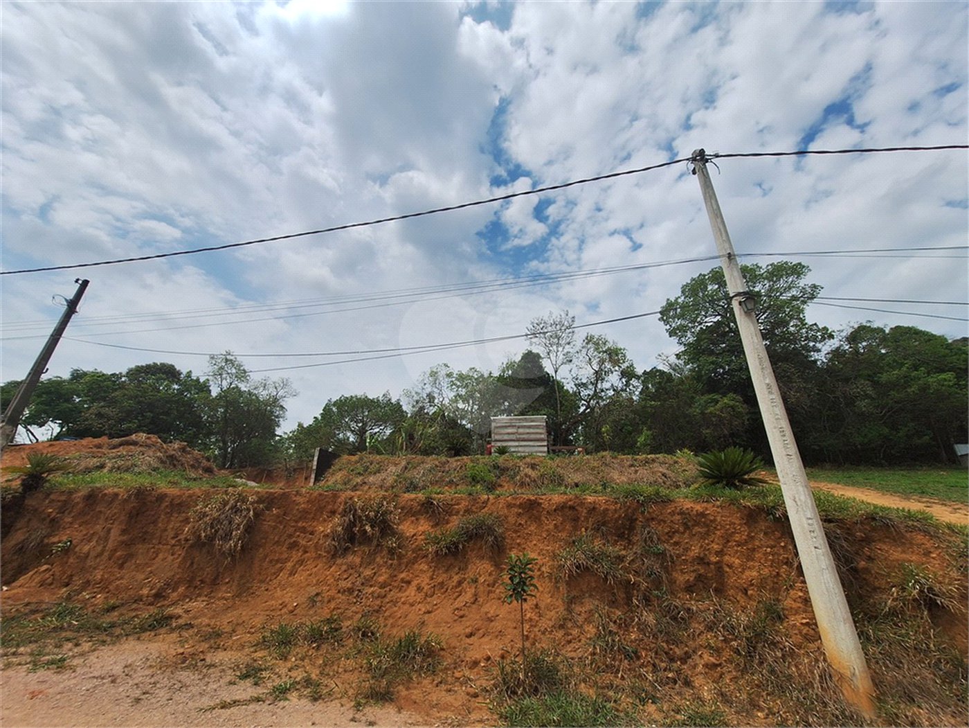Terreno à venda com 1 suíte em Caixa D´água, Vinhedo, SP
