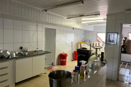 Chácara à venda com 10 quartos, sendo 16 suítes, em Chácaras do Pinhal (pinhal), Cabreúva, SP
