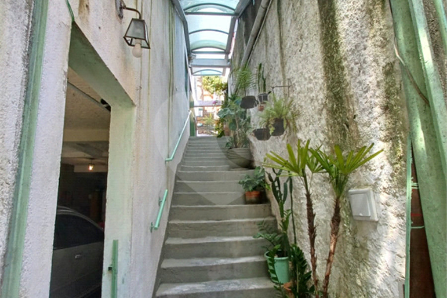 Sobrado à venda com 4 quartos, sendo 1 suíte, em Perdizes, São Paulo, SP