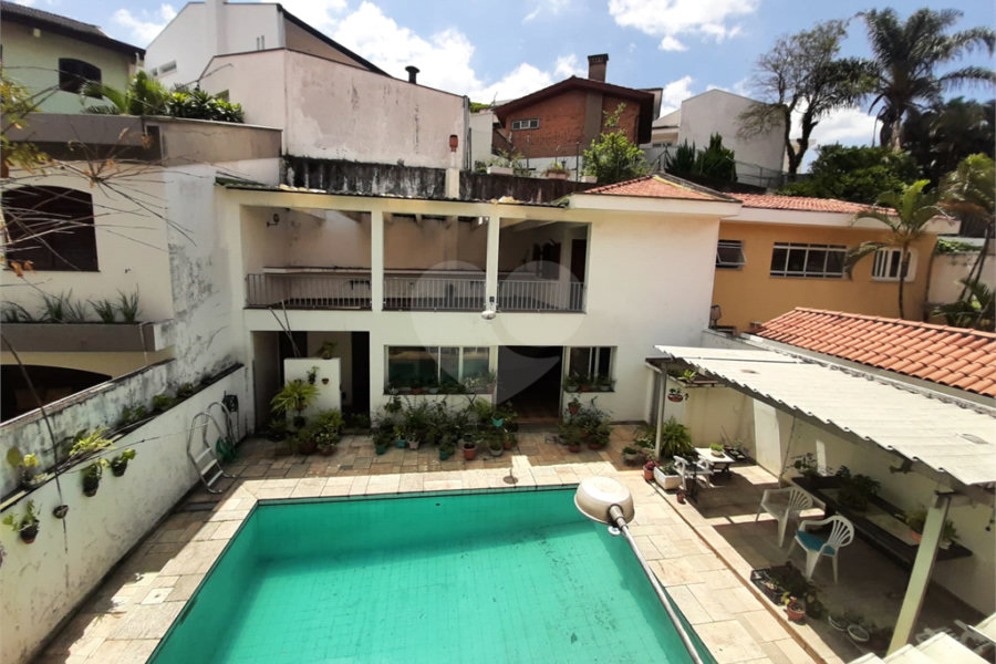 Sobrado à venda com 4 quartos, sendo 2 suítes, em Jardim Franca, São Paulo, SP