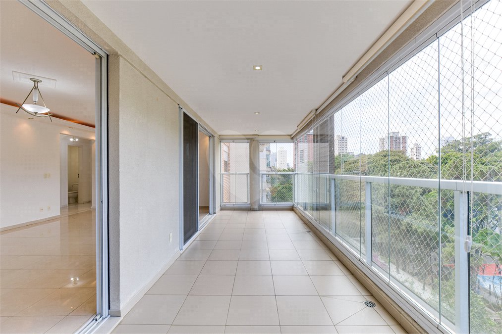 Apartamento à venda com 3 suítes em Chácara Santo Antônio (zona Sul), São Paulo, SP