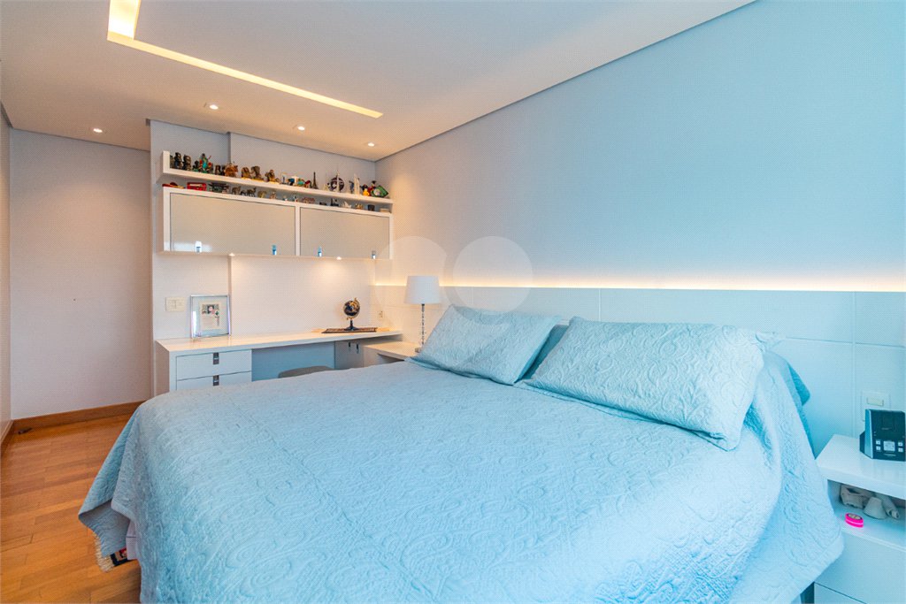 Apartamento à venda com 2 suítes em Chácara Santo Antônio, São Paulo, SP