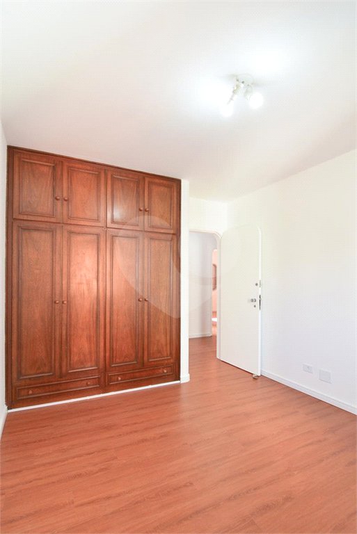 Apartamento à venda com 4 quartos, sendo 2 suítes,  em Brooklin Paulista, São Paulo, SP