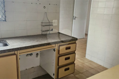 Apartamento à venda com 4 quartos, sendo 1 suíte,  em Jardim Ampliação, São Paulo, SP