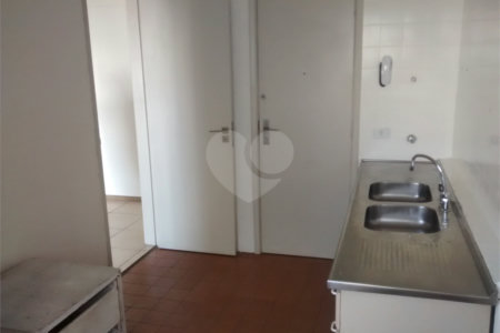 Apartamento à venda com 3 quartos, sendo 1 suíte,  em Cidade Monções, São Paulo, SP