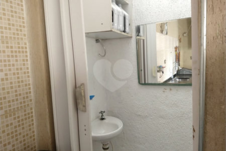 Casa à venda com 3 quartos, sendo 1 suíte, em Jardim Peri, São Paulo, SP