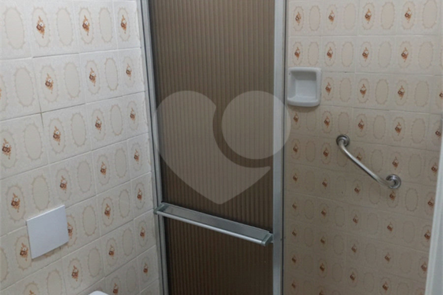 Apartamento à venda com 3 quartos, sendo 1 suíte, em Tortuga, Guarujá, SP