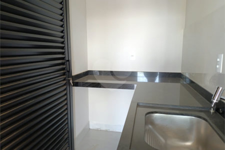 Casa à venda com 3 suítes no condomínio Villa Sapezal, Indaiatuba - SP