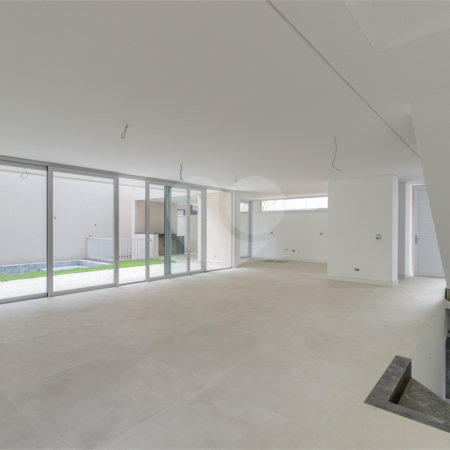 Casa à venda com 4 suítes no condomínio Garda, São Paulo - SP