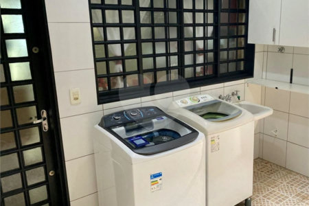 Casa à venda com 3 quartos, sendo 1 suíte, em Vila Miranda, Sumaré, SP