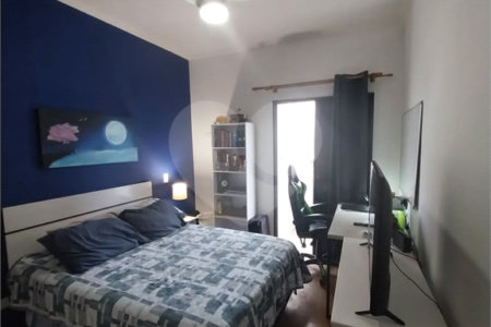 Apartamento à venda com 4 quartos, sendo 1 suíte,  em Vila Ipojuca, São Paulo, SP