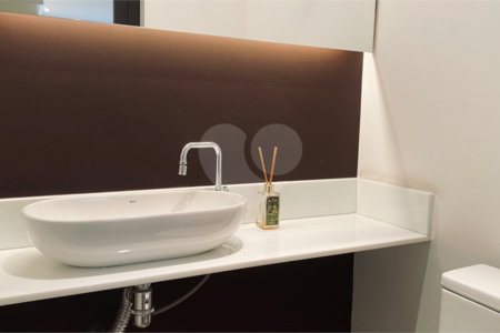 Casa à venda com 3 suítes no condomínio Vilas 2, São Paulo - SP