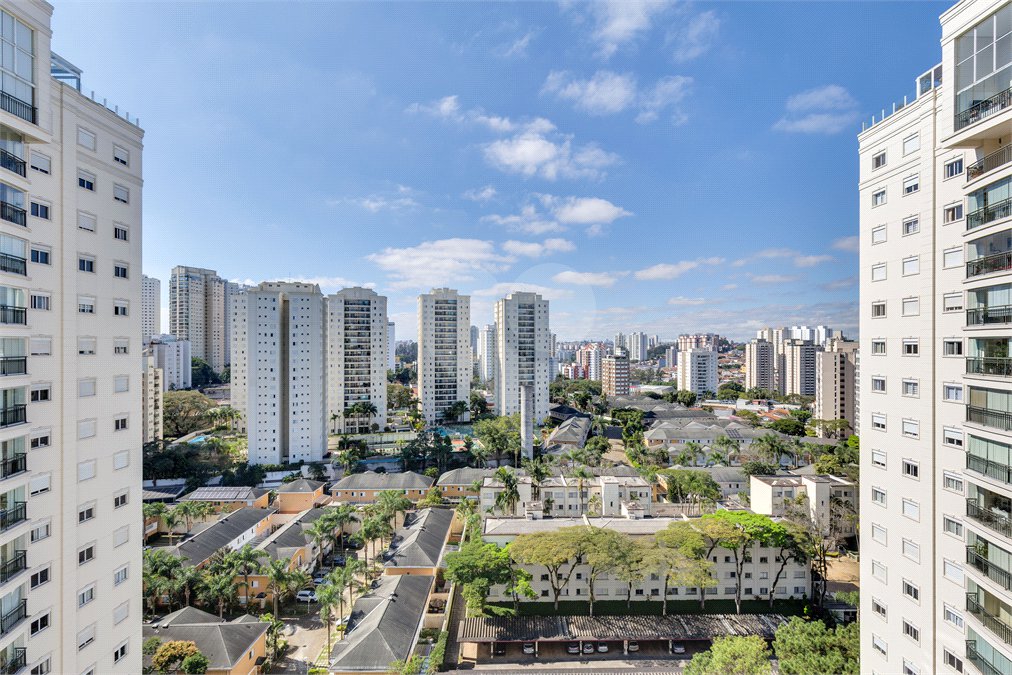 Apartamento à venda com 3 quartos, sendo 2 suítes, em Jardim Marajoara, São Paulo, SP