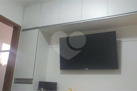 Casa à venda com 2 suítes no condomínio Residencial Veneza, São Paulo - SP