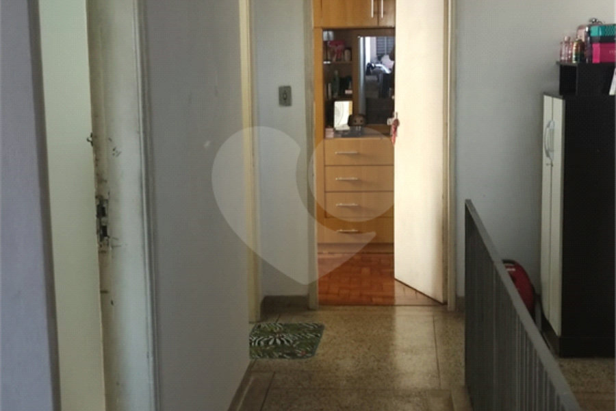 Sobrado à venda com 3 quartos no Brasilândia, São Paulo, SP
