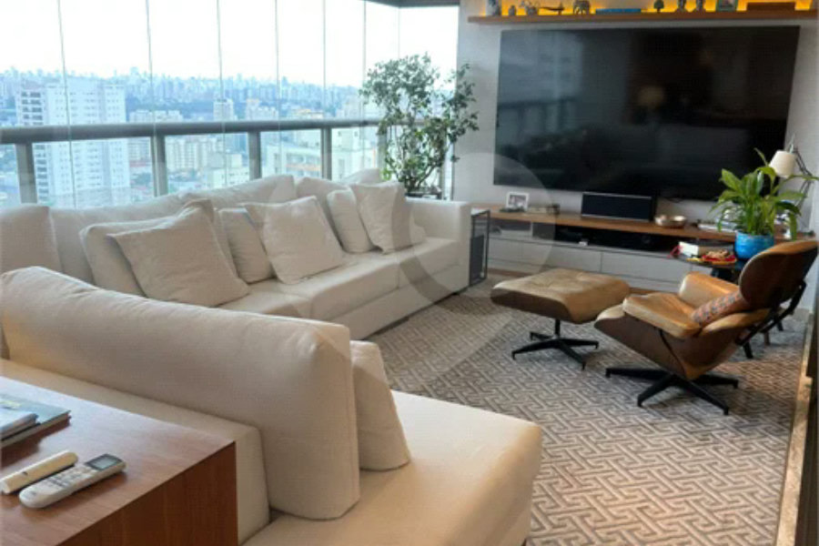 Apartamento à venda com 4 suítes em Santana, São Paulo, SP