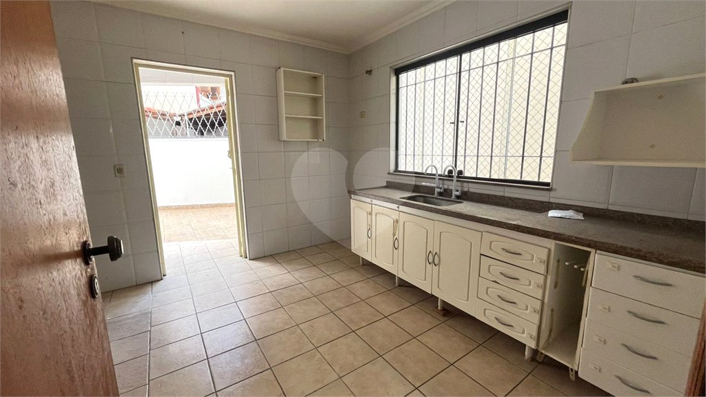 Casa à venda com 3 quartos, sendo 1 suíte,  em Jardim Morro Verde, São Paulo, SP