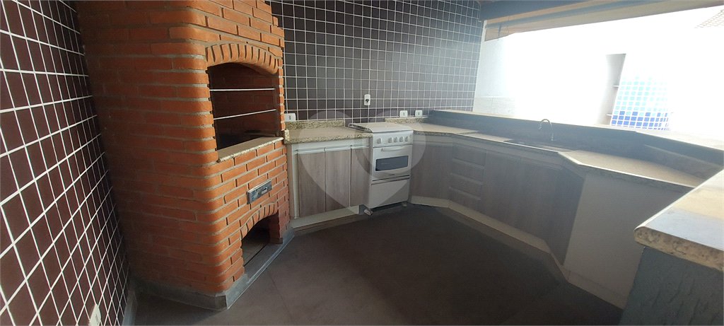Casa à venda com 3 quartos, sendo 1 suíte, no condomínio Residencial Villa dos Inglezes, Sorocaba - SP