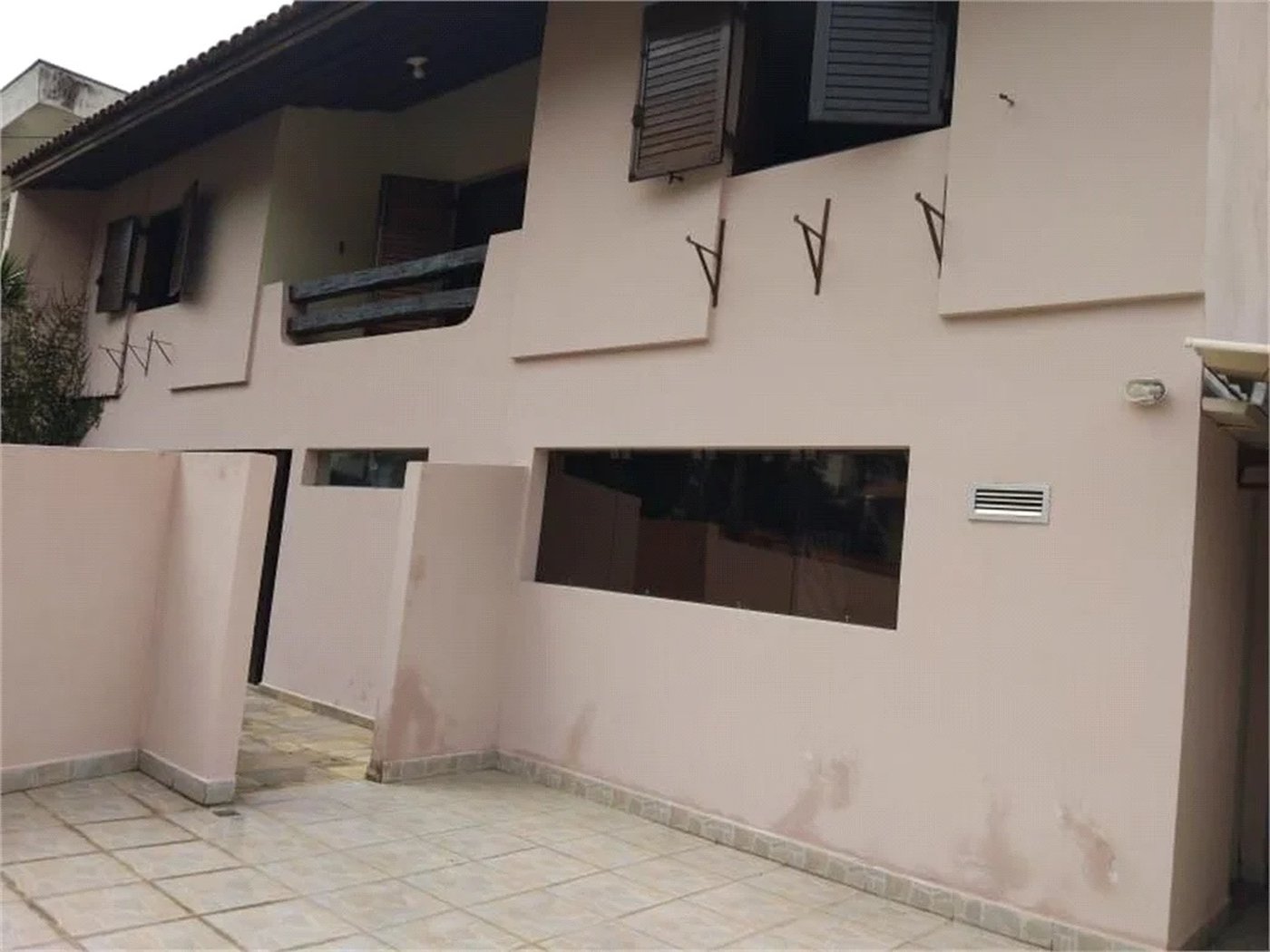 Sobrado à venda com 3 quartos, sendo 1 suíte, em Jardim Pinheiros, São Paulo, SP