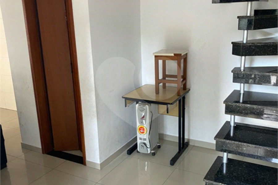Sobrado à venda com 5 quartos, sendo 1 suíte,  em Tucuruvi, São Paulo, SP