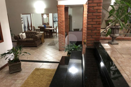 Casa à venda com 3 quartos, sendo 2 suítes, no condomínio Residencial Vivendas Piccolo Paese, Salto - SP