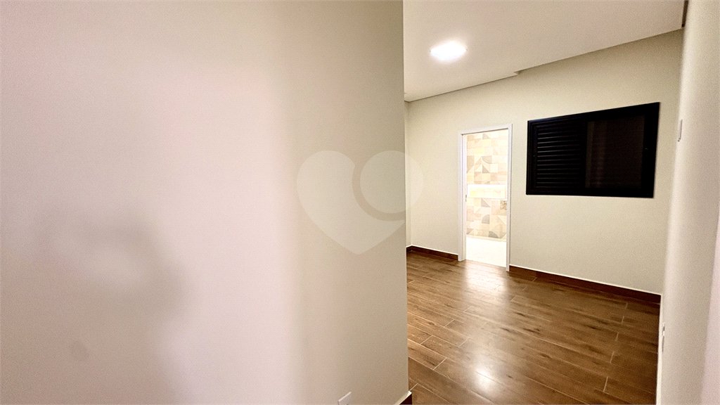 Casa à venda com 3 quartos, sendo 1 suíte, no condomínio Residencial Villagio Wanel, Sorocaba - SP