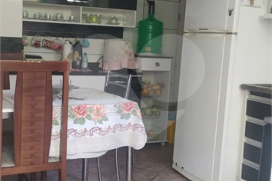 Sobrado à venda com 2 quartos em Tremembé, São Paulo, SP