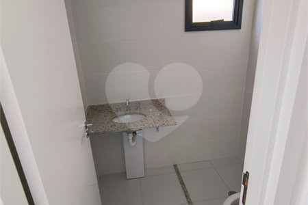 Apartamento à venda com 3 quartos, sendo 1 suíte, no Centro, São Bernardo do Campo, SP