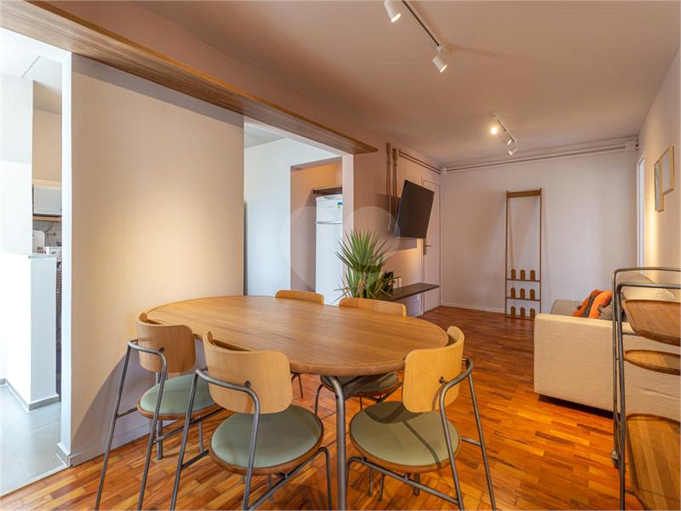 Apartamento à venda com 4 quartos, sendo 1 suíte, em Vila Cordeiro, São Paulo, SP