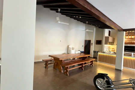 Casa à venda com 6 suítes em Pedro Juan Caballero, Amambay