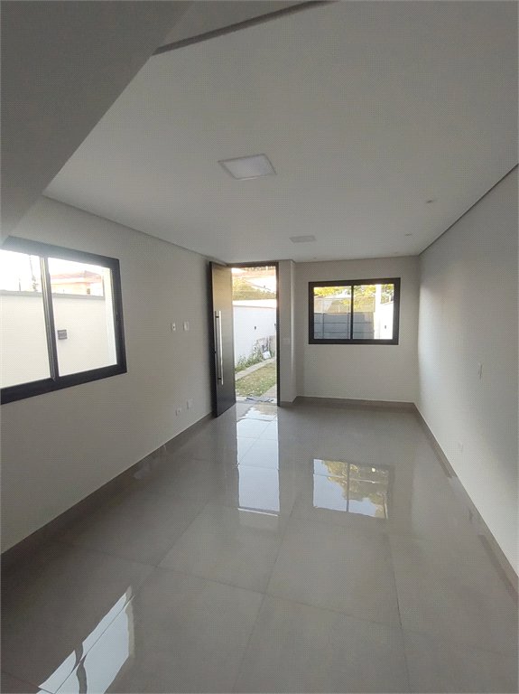 Sobrado à venda com 3 suítes, em Jardim Planalto, Arujá, SP