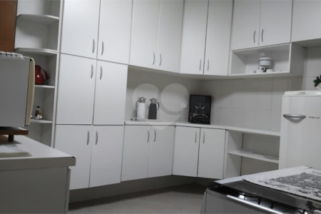 Casa à venda com 4 quartos, sendo 3 suítes,  em Vila Polopoli, São Paulo, SP