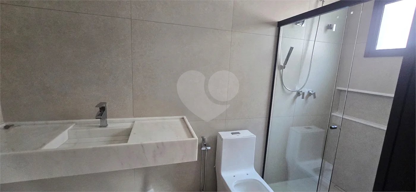 Casa à venda com 5 suítes no condomínio Parque Faber IV, São Carlos - SP