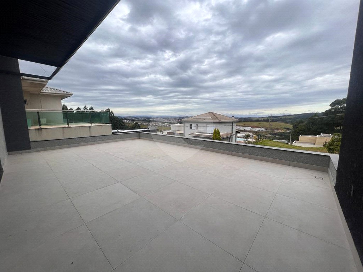 Casa à venda com 4 suítes em Condomínio Residencial Campos do Conde, Bragança Paulista, SP
